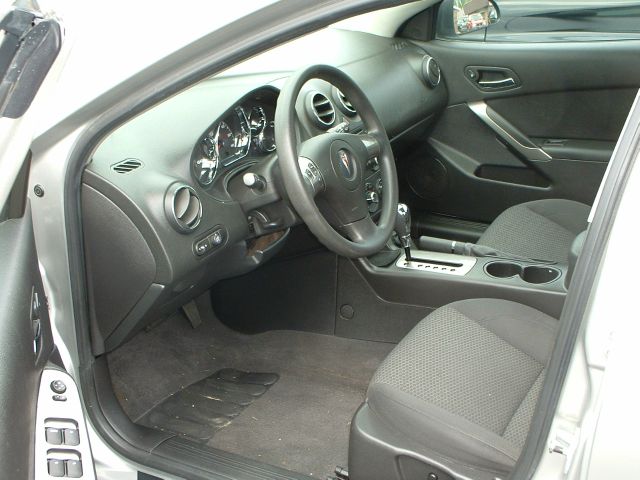 Pontiac G6 2006 photo 2