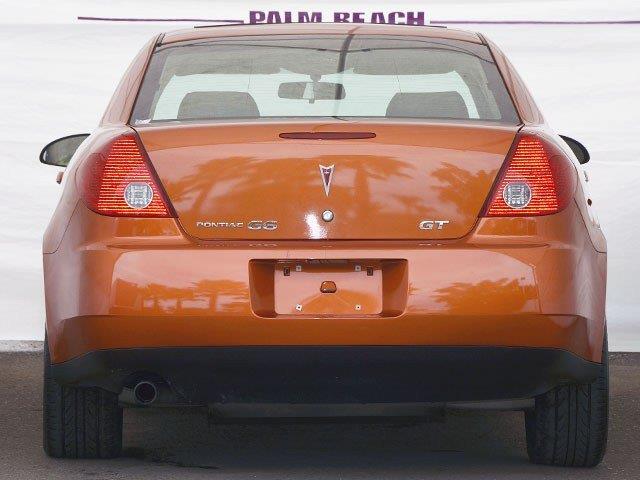 Pontiac G6 2006 photo 2