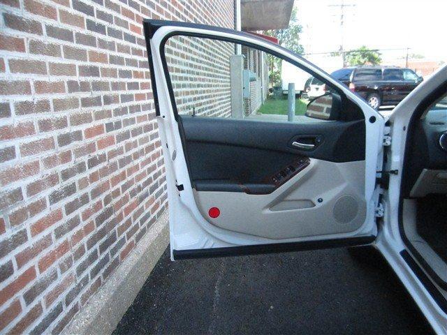 Pontiac G6 2006 photo 1