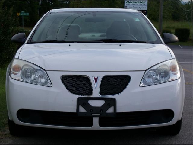 Pontiac G6 2006 photo 1