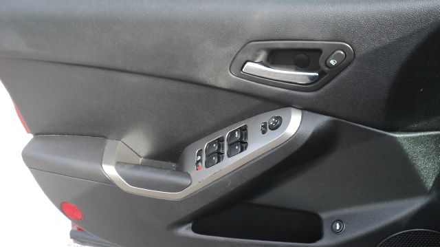 Pontiac G6 2006 photo 1