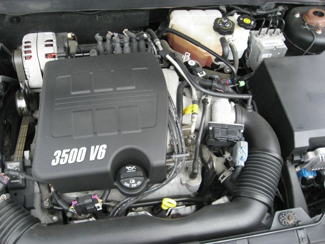Pontiac G6 Sportback LS Coupe