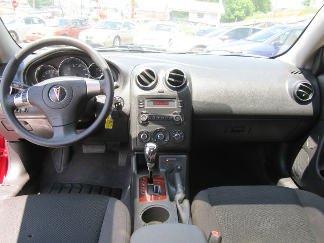 Pontiac G6 2006 photo 3