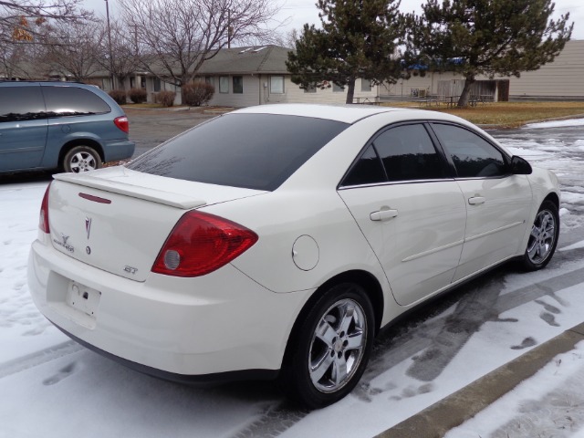 Pontiac G6 2006 photo 1