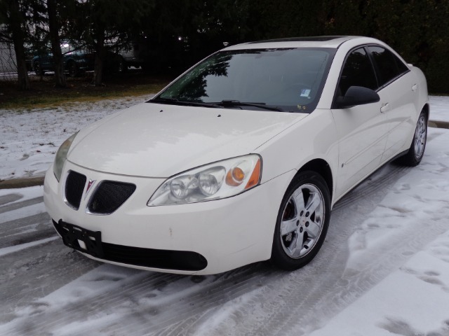 Pontiac G6 2006 photo 2