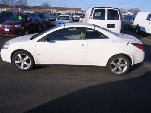 Pontiac G6 2007 photo 2