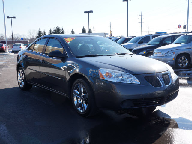 Pontiac G6 2007 photo 2
