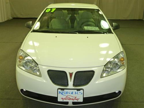 Pontiac G6 2007 photo 2