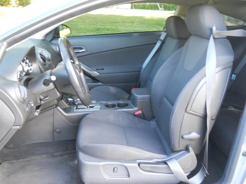 Pontiac G6 2007 photo 2