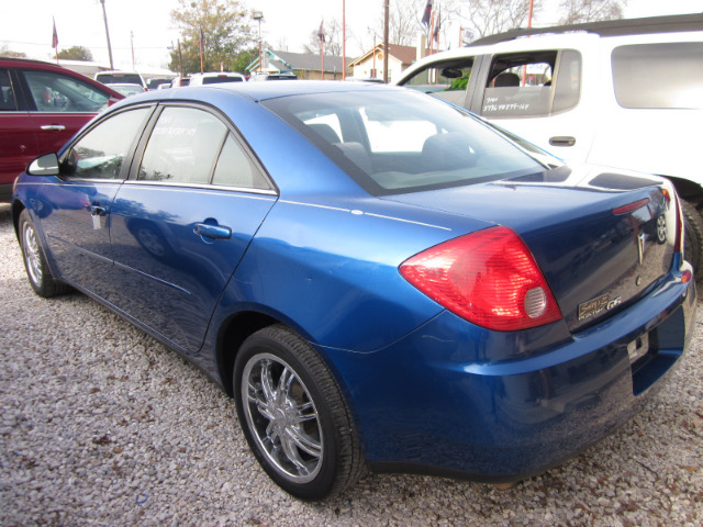 Pontiac G6 2007 photo 2