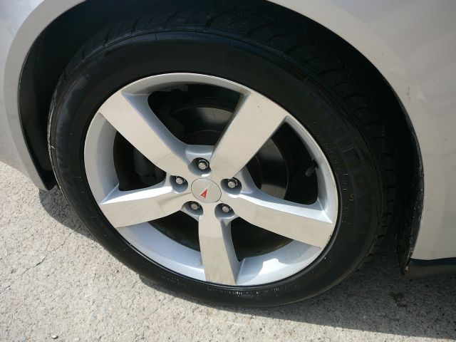 Pontiac G6 2007 photo 2