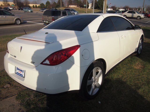 Pontiac G6 2007 photo 2