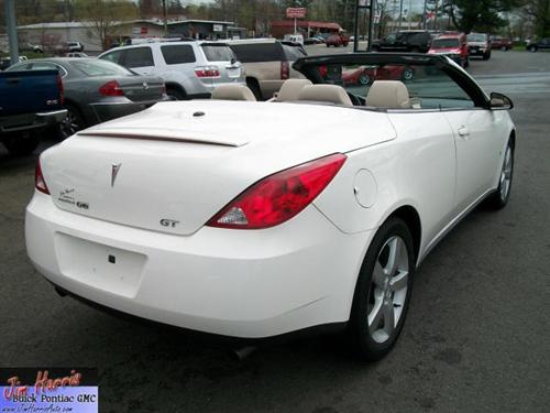 Pontiac G6 2007 photo 2