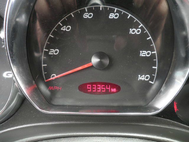 Pontiac G6 2007 photo 2