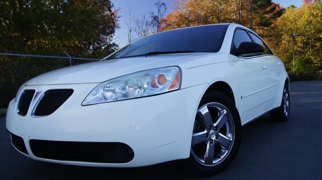 Pontiac G6 2007 photo 2