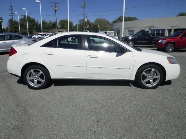 Pontiac G6 2007 photo 2