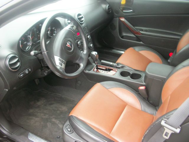 Pontiac G6 2007 photo 2