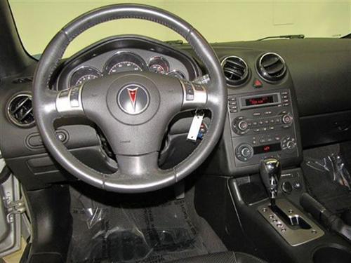 Pontiac G6 2007 photo 2