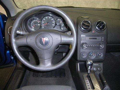 Pontiac G6 2007 photo 2