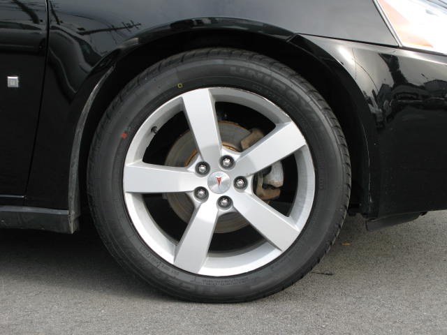 Pontiac G6 2007 photo 2