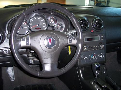 Pontiac G6 2007 photo 2