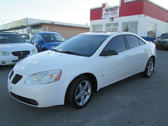 Pontiac G6 2007 photo 2