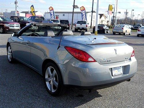 Pontiac G6 2007 photo 2