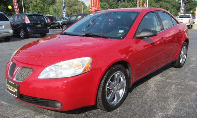 Pontiac G6 XUV SLE 4WD Sedan