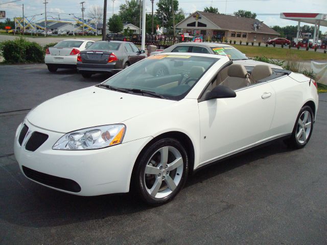 Pontiac G6 2007 photo 2