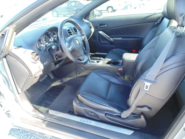 Pontiac G6 2007 photo 2