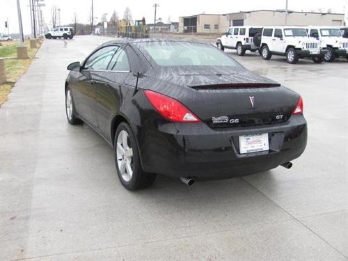 Pontiac G6 2007 photo 2