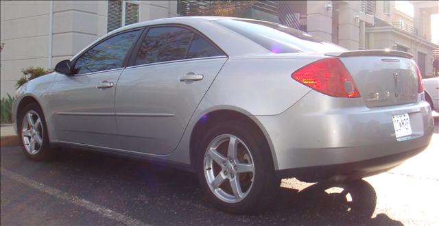 Pontiac G6 2007 photo 2