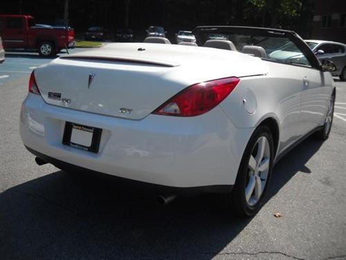 Pontiac G6 2007 photo 2