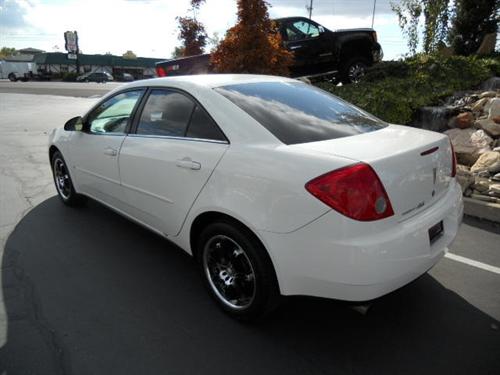 Pontiac G6 2007 photo 2