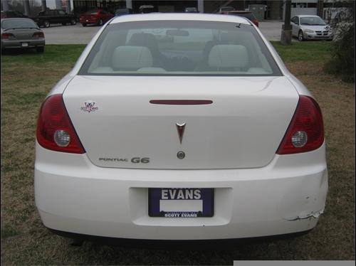 Pontiac G6 2007 photo 2