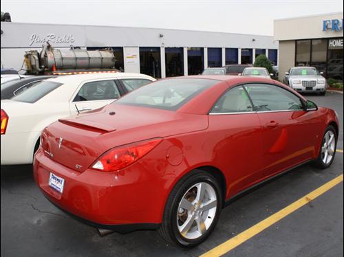 Pontiac G6 2007 photo 1