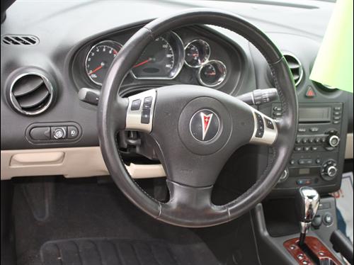 Pontiac G6 2007 photo 2