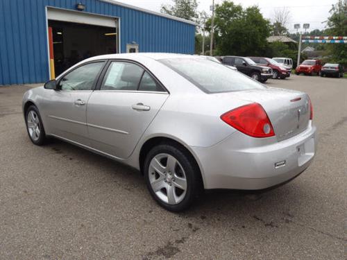 Pontiac G6 2007 photo 2
