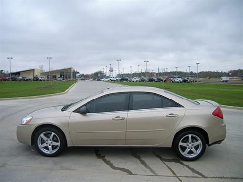 Pontiac G6 2007 photo 2