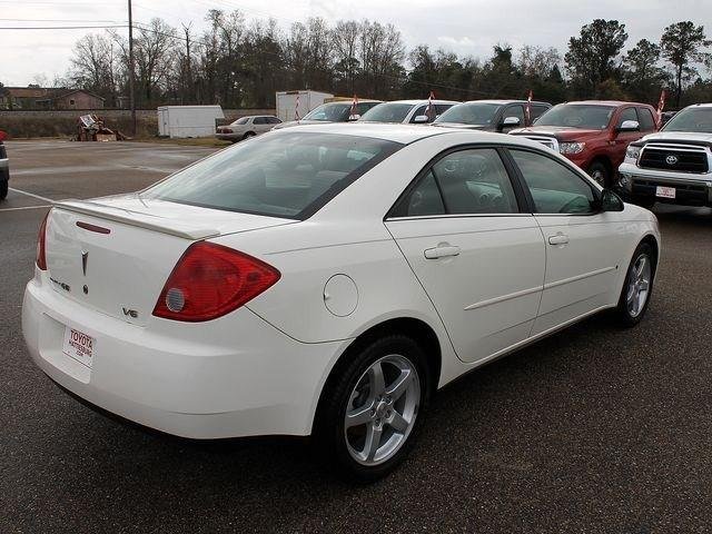 Pontiac G6 2007 photo 2