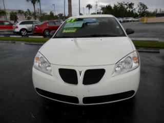 Pontiac G6 2007 photo 2