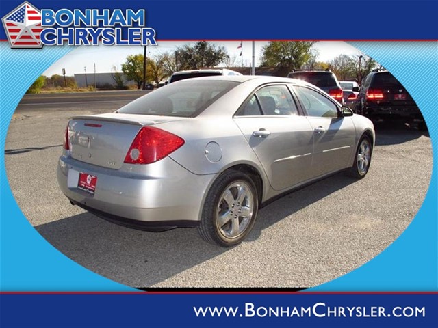 Pontiac G6 2007 photo 2