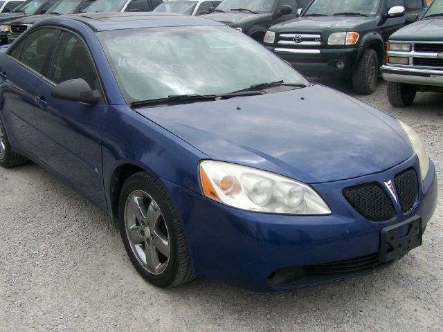 Pontiac G6 XUV SLE 4WD Sedan