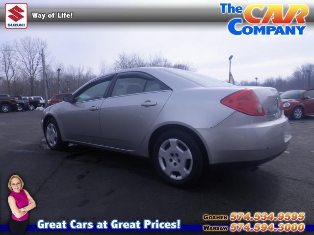 Pontiac G6 2008 photo 2