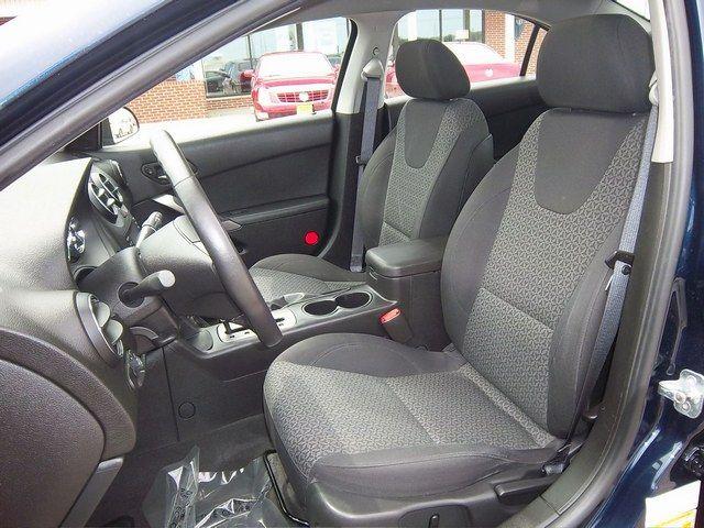 Pontiac G6 2008 photo 2