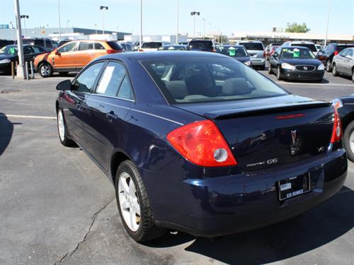 Pontiac G6 2008 photo 2