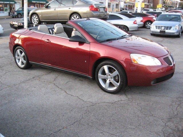 Pontiac G6 2008 photo 2
