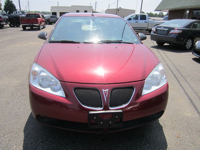 Pontiac G6 2008 photo 2