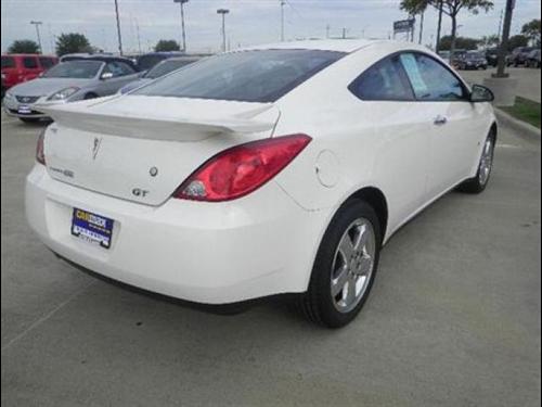 Pontiac G6 2008 photo 2