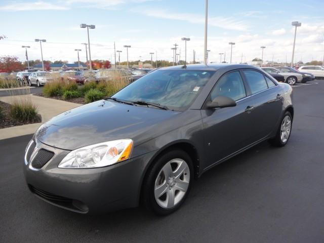 Pontiac G6 2008 photo 2